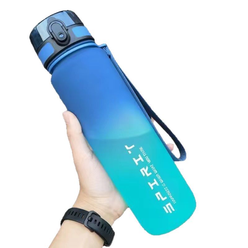 Vaso deportivo para agua para niños 2025, nuevo para verano, portátil, resistente a altas temperaturas, botella para fitness, para estudiantes, de gran capacidad para exteriores.